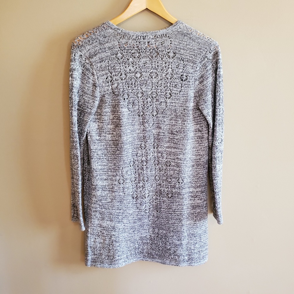 🚫 Sold 🚫 Gray Knit Cardigen sz XS - Picture 4 of 6